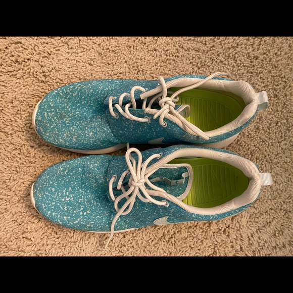 Nike roshe women’s 8.5 - Picture 2 of 3